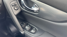 Nissan Qashqai 1.3 DiG-T 160 Tekna 5dr Petrol Hatchback